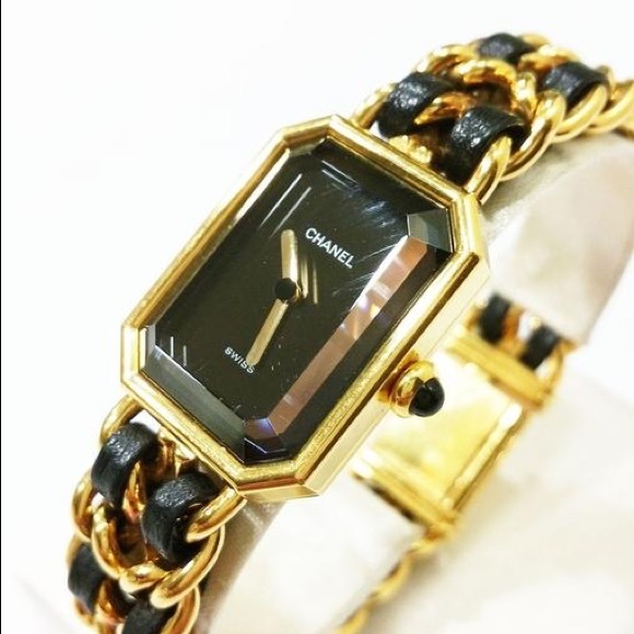 Vintage Chanel Watch 🕰 - Picture 7 of 11